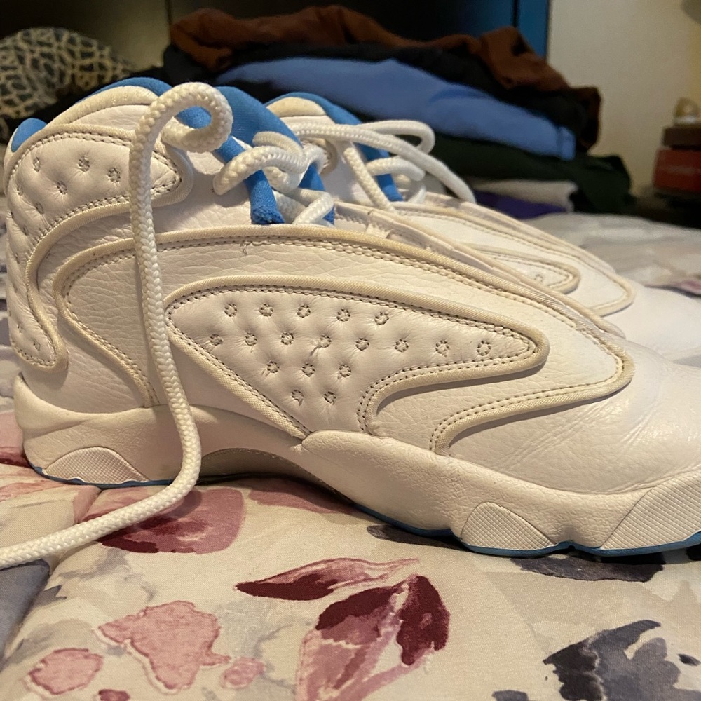 Women's Jordans Size 9.5